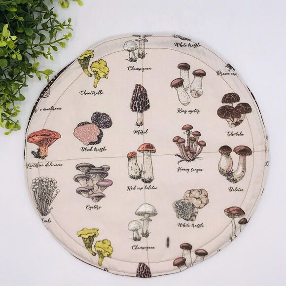 Tortilla Warmer 10.5 Inches Neutral Beige Mushrooms  Holds Up To 6 Tortillas - Picture 2 of 4